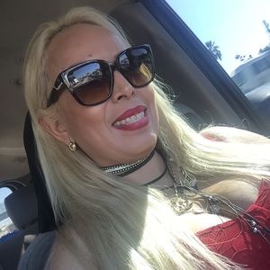 Meet your Posher, Faviola (♥️)( ♥️)